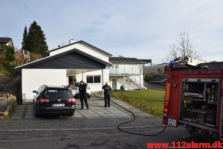 Brand i Villa. Brønsbjergvej i Vejle Øst. 18/02-2018. Kl. 15:08.