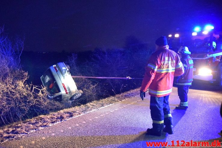 Kvinde endte i grøften. Juelsmindevej ved Vejle. 25/02-2018. Kl. 20:50.