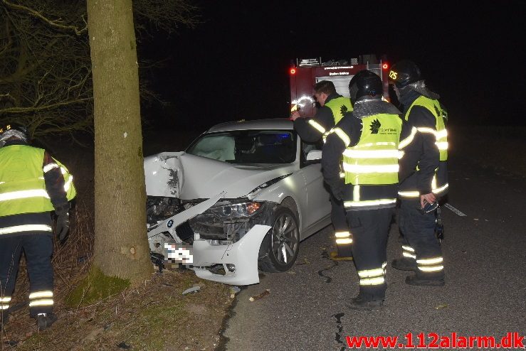 FUH med fastklemte. Tornvadshavevej ved Børkop. 17/03-2018. Kl. 21:52.