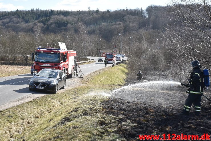 Naturbrand / Mark. Buldalen ved knabberup. 20/03-2018. Kl. 14:09.