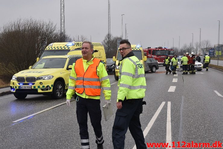 Voldsomt uheld. Fredericiavej i Vejle. 24/03-2018. Kl. 11:03.