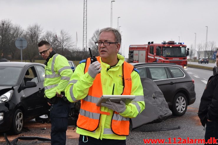 Voldsomt uheld. Fredericiavej i Vejle. 24/03-2018. Kl. 11:03.