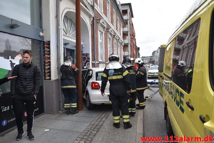 FUH med fastklemt. Dæmningen i Vejle. 31/03-2018. Kl. 18:45.