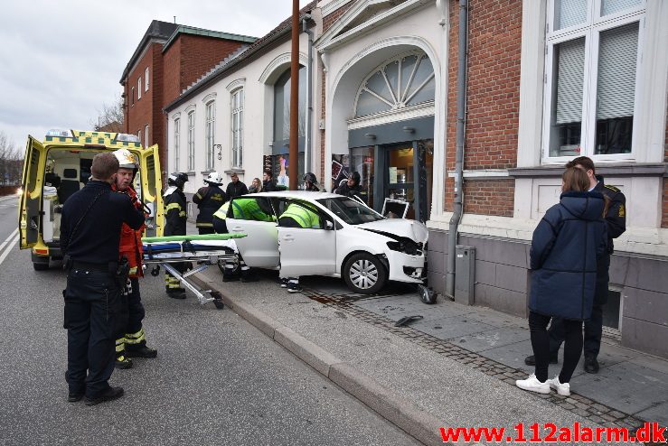 FUH med fastklemt. Dæmningen i Vejle. 31/03-2018. Kl. 18:45.