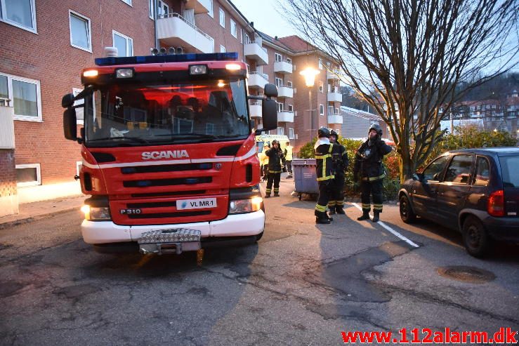 Brand i Etageejendom. Svendsgade i Vejle. 1/04-2018. KL. 06:20.