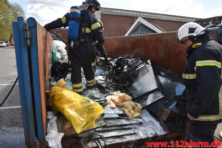 Containerbrand. Boulevarden 36 i Vejle. 23/04-2018. Kl. 11:26.