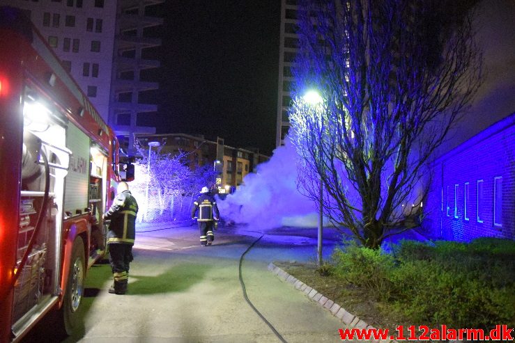 Bilbrand. Sjællandsgade 19 i Vejle. 24/04-2018. Kl. 00:46.