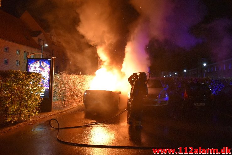 Bilbrand. Staldgaardsgade i Vejle. 28/04-2018. Kl. 01:46.