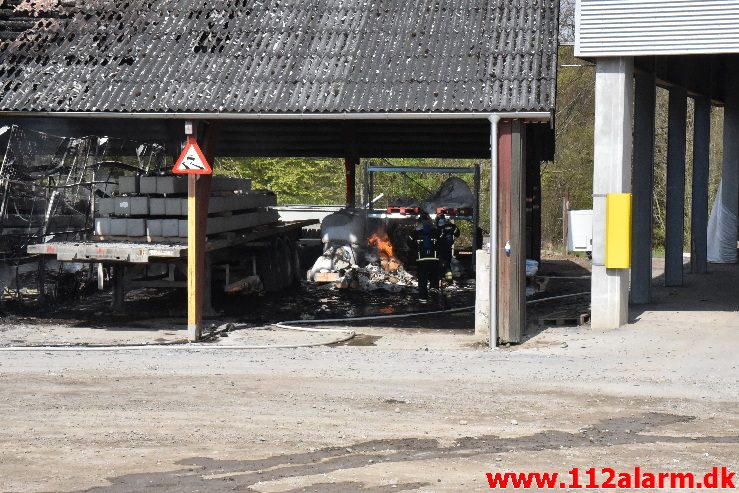 Brand ved Centrum Pæle. Grønlandsvej 96 i Vejle. 29/04-2018. Kl. 10:42.