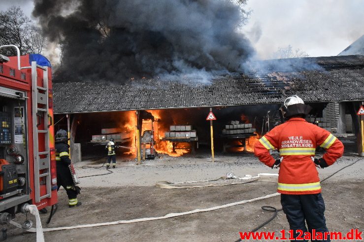 Brand ved Centrum Pæle. Grønlandsvej 96 i Vejle. 29/04-2018. Kl. 10:42.
