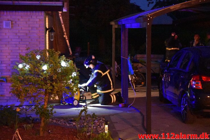 Brand i Villa. krogårdsparken i Smidstrup. 12/05-2018. Kl. 22:14.