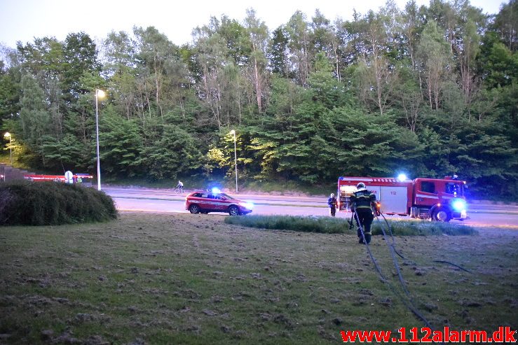 Skovbrand. Horsensvej i Vejle. 13/05-2018. Kl. 21:40.