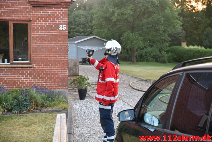 Brand i Villa. Skanderborgvej ved Uldum. 01/06-2018. KL. 21:03.