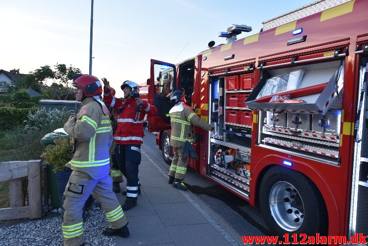 Brand i Villa. Skanderborgvej ved Uldum. 01/06-2018. KL. 21:03.