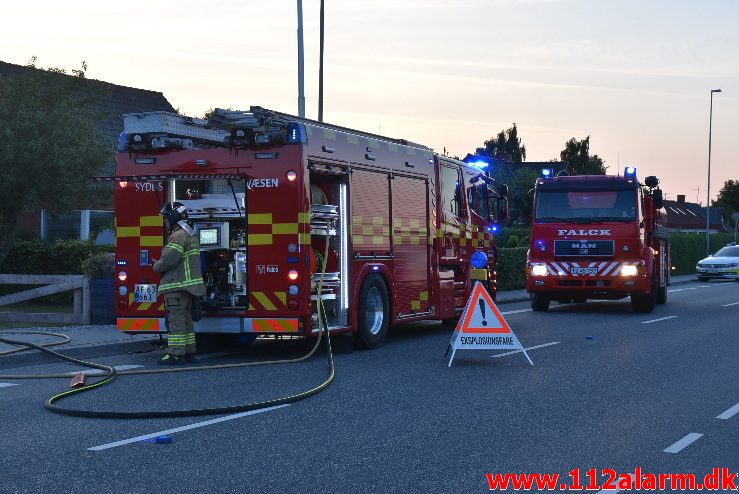 Brand i Villa. Skanderborgvej ved Uldum. 01/06-2018. KL. 21:03.