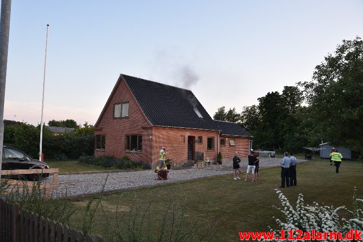 Brand i Villa. Skanderborgvej ved Uldum. 01/06-2018. KL. 21:03.