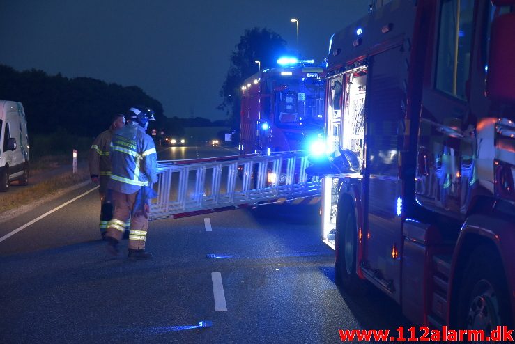 Brand i Villa. Skanderborgvej ved Uldum. 01/06-2018. KL. 21:03.