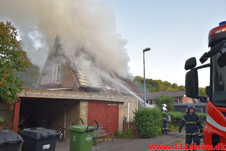 Brand i Villa. Grønholt 8 i Vejle. 02/06-2018. KL. 05:37.