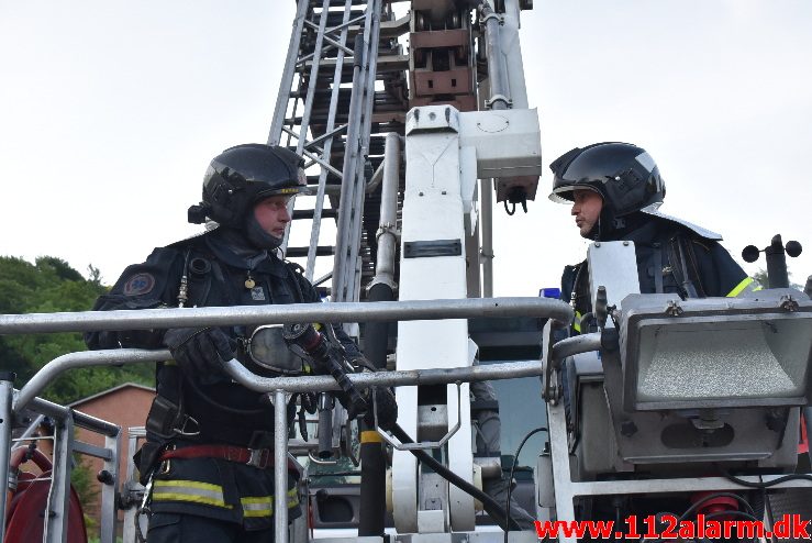 Brand i Villa. Grønholt 8 i Vejle. 02/06-2018. KL. 05:37.