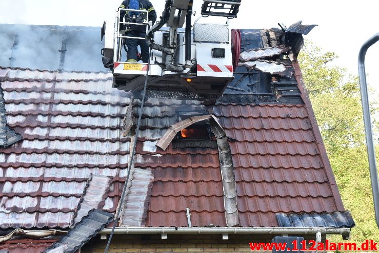 Brand i Villa. Grønholt 8 i Vejle. 02/06-2018. KL. 05:37.