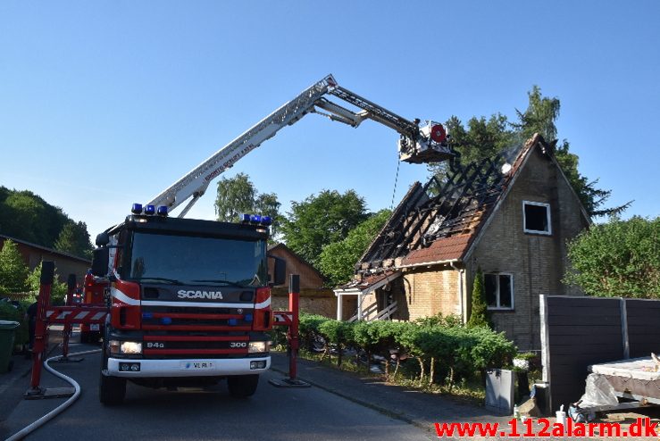 Brand i Villa. Grønholt 8 i Vejle. 02/06-2018. KL. 05:37.