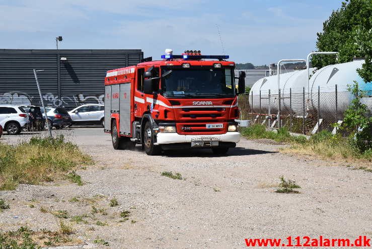 Mindre naturbrand. Gammelhavn i Vejle. 04/06-2018. Kl. 13:44.