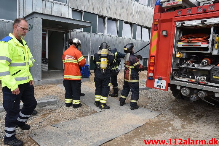 Brand i Etageejendom. Løget Høj 21 i Vejle. 21/06-2018. Kl. 13:11.