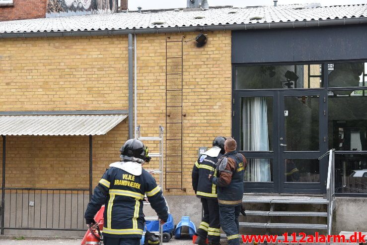 Mindre Brand i el. Grejsdalsvej i Vejle. 23/06-2018. Kl. 20:57.