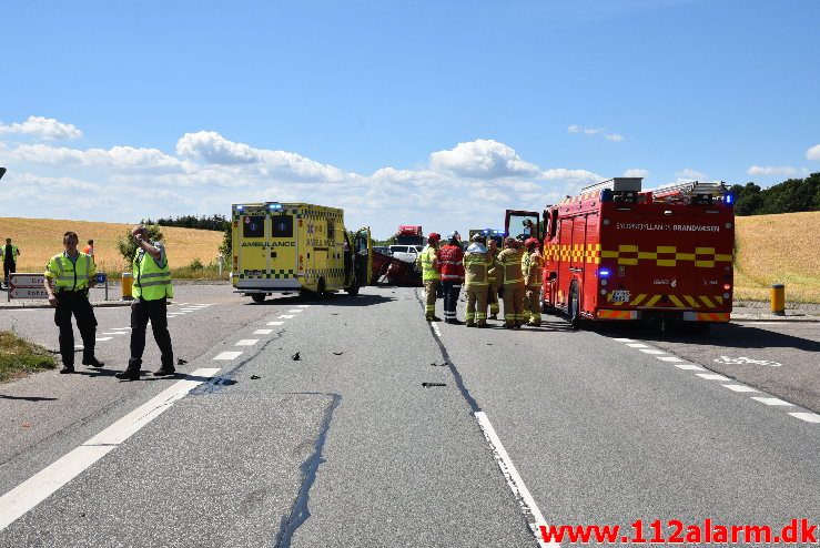 FUH - Fastklemte Bil. Vejlevej ved Stouby. 26/06-2018. KL. 14:25.