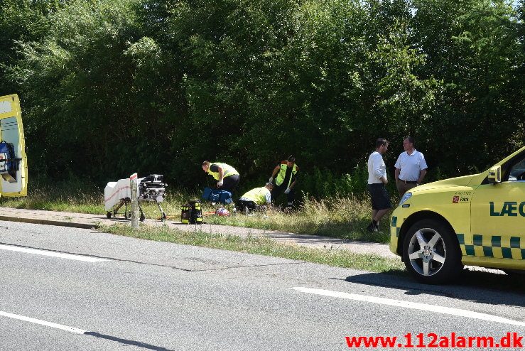 FUH - Fastklemte Bil. Vejlevej ved Stouby. 26/06-2018. KL. 14:25.