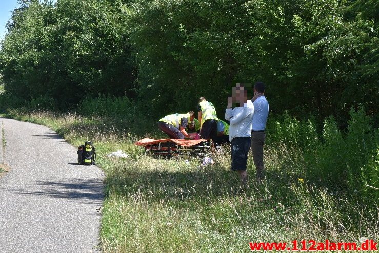 FUH - Fastklemte Bil. Vejlevej ved Stouby. 26/06-2018. KL. 14:25.