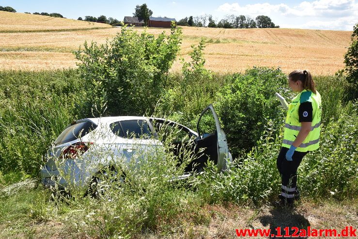 FUH - Fastklemte Bil. Vejlevej ved Stouby. 26/06-2018. KL. 14:25.