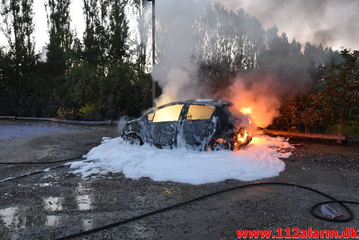 Bilbrand. Gammelhavn i Vejle. 27/06-2018. KL. 04:04.