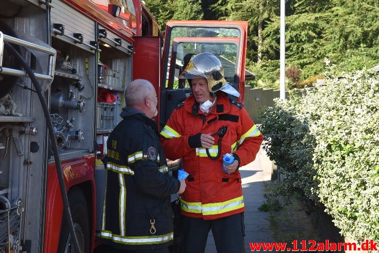 Voldsom brand i Villa. E t Jørgensens Vej i vejle. 03/07-2018. Kl. 18:00.