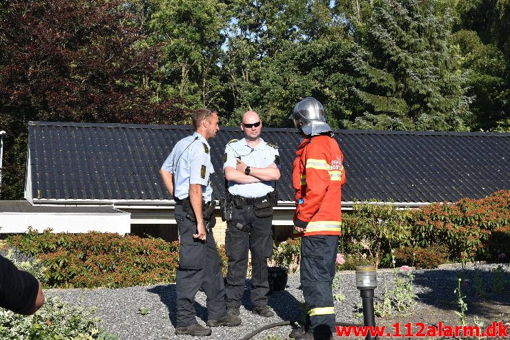 Voldsom brand i Villa. E t Jørgensens Vej i vejle. 03/07-2018. Kl. 18:00.