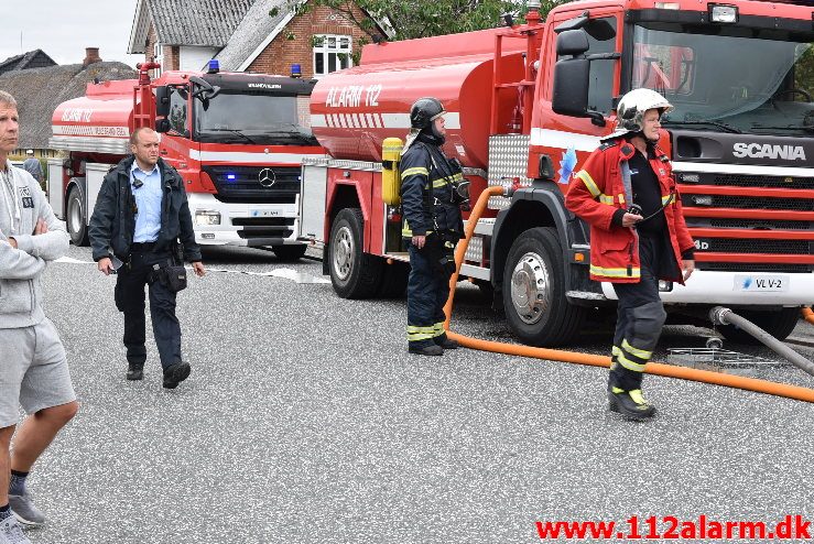 Gårdbrand. Engumvej 91 i vejle øst. 05/07-2018. Kl. 17:33.