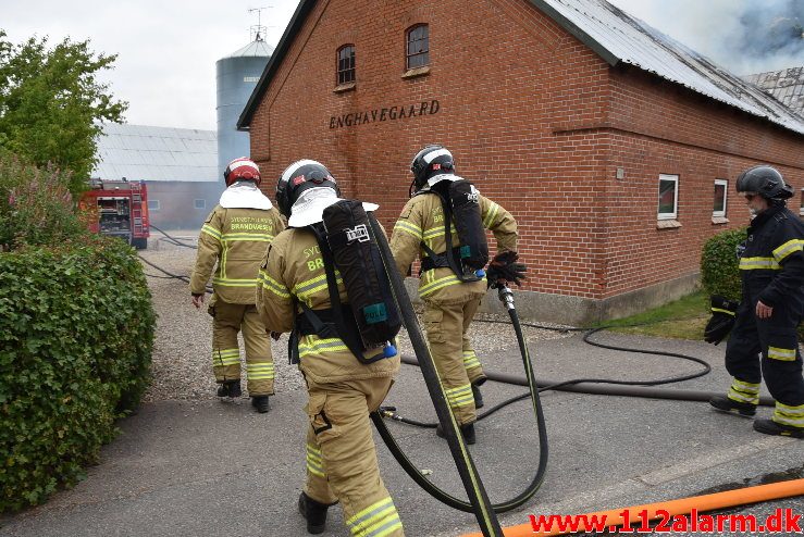 Gårdbrand. Engumvej 91 i vejle øst. 05/07-2018. Kl. 17:33.