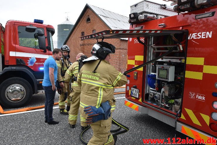 Gårdbrand. Engumvej 91 i vejle øst. 05/07-2018. Kl. 17:33.