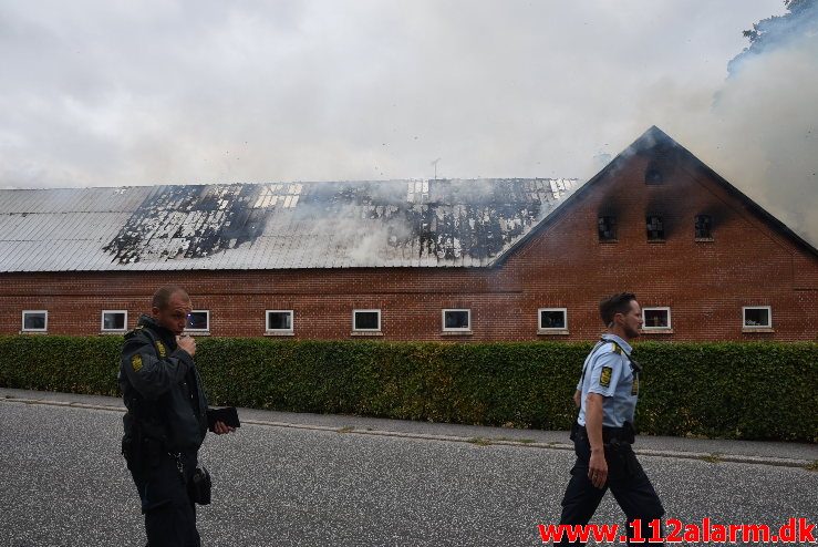 Gårdbrand. Engumvej 91 i vejle øst. 05/07-2018. Kl. 17:33.