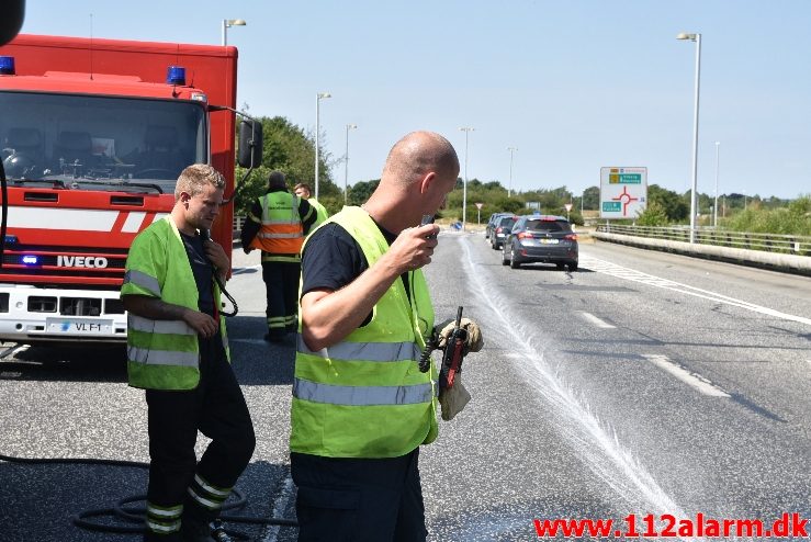 Forurening efter FUH. Ny Solskovvej 92 ved DTC i Vejle. 21/07-2018. Kl. 13:19.