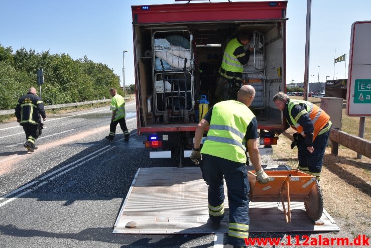 Forurening efter FUH. Ny Solskovvej 92 ved DTC i Vejle. 21/07-2018. Kl. 13:19.