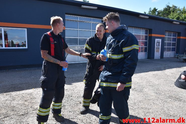 Gasledningsbrud. Horsensvej i Bredal. 23/07-2018. KL. 10:20.