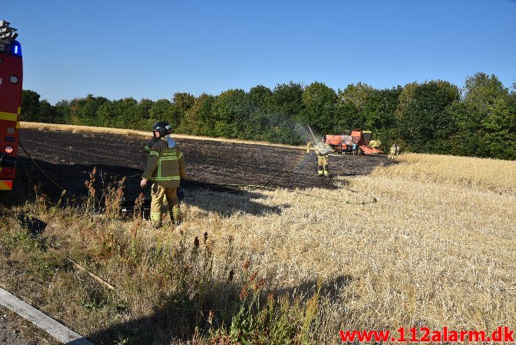 Brand i landbrugsredskab. Logslundvej i Tørring. 27/07-2018. Kl. 17:46.