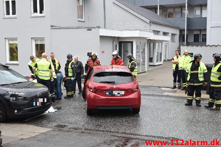 FUH med fastklemt. Staldgaardsgade i Vejle. 27/08-2018. Kl. 11:12.