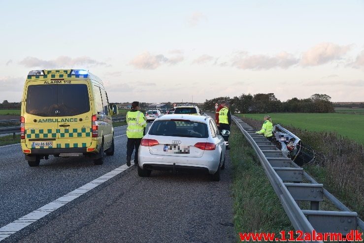 FUH med Fastklemte. Motorvejen E45 lige før Hedensted. 28/09-2018. Kl. 18:20.