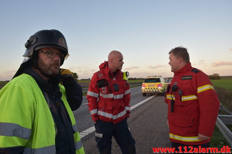 FUH med Fastklemte. Motorvejen E45 lige før Hedensted. 28/09-2018. Kl. 18:20.