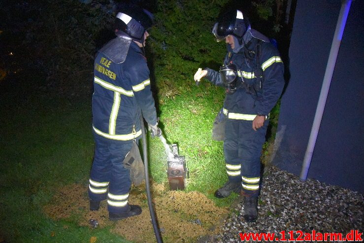 Brand i Villa. Koldingvej i Højen. 09/10-2018. Kl. 23:30.