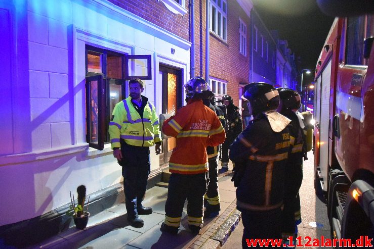 Brand i Villa. Holmen i Vejle. 13/10-2018. Kl. 00:44.