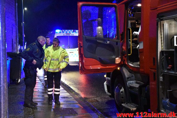 Brand i en Etageejendom. Ribe Landevej 13 i Vejle. 30/10-2018. KL. 05:16.