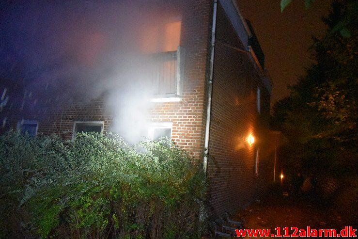 Brand i en Etageejendom. Ribe Landevej 13 i Vejle. 30/10-2018. KL. 05:16.